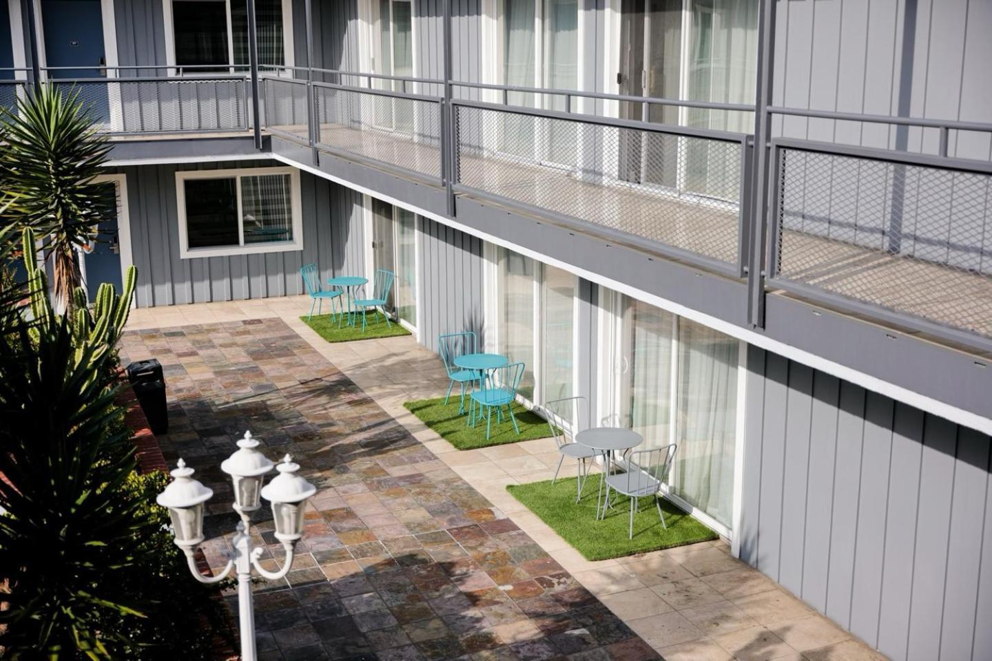The Live Hotel — Fotos 1